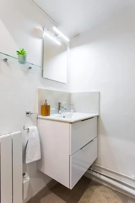 Condamine/batignolles : Cosy Studio